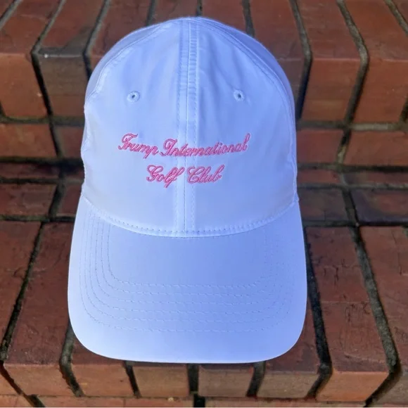 TRUMP INVITATIONAL Callaway Golf Hat - Picture 1 of 8